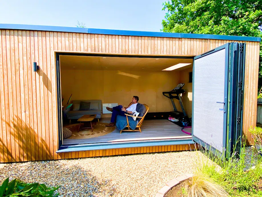 Multi-use garden room Hampton Hill