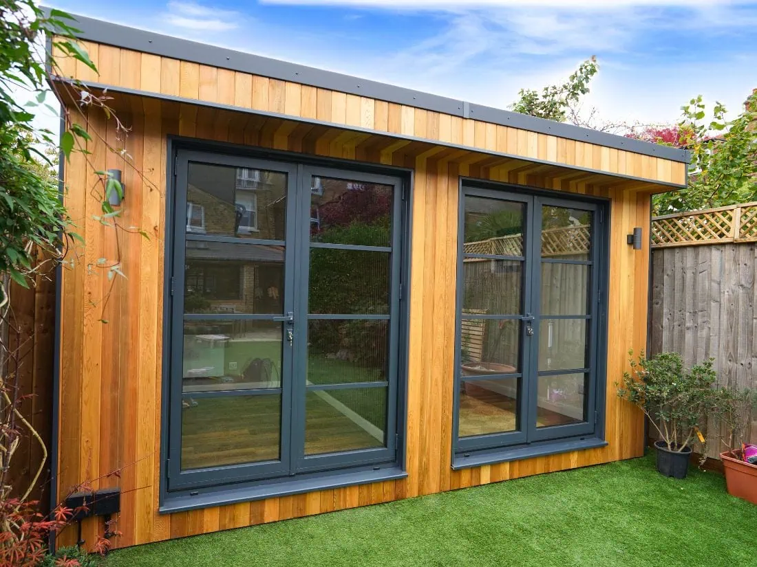 Hampton Garden Room 2 doors