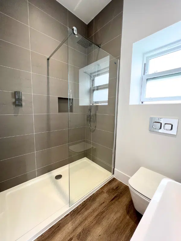 Shower and toilet in garden room