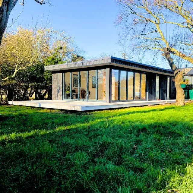 Panoramic Garden Room